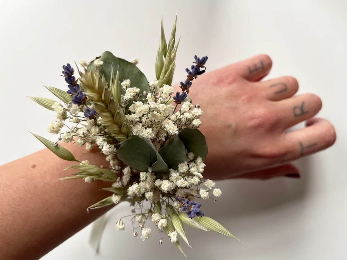 Natural Dried Flower Wrist Corsage