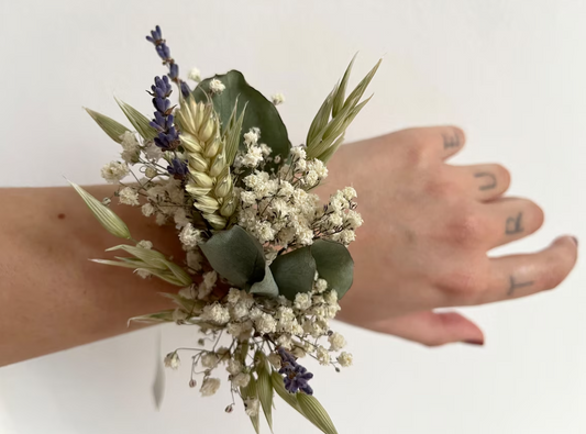 Natural Dried Flower Wrist Corsage