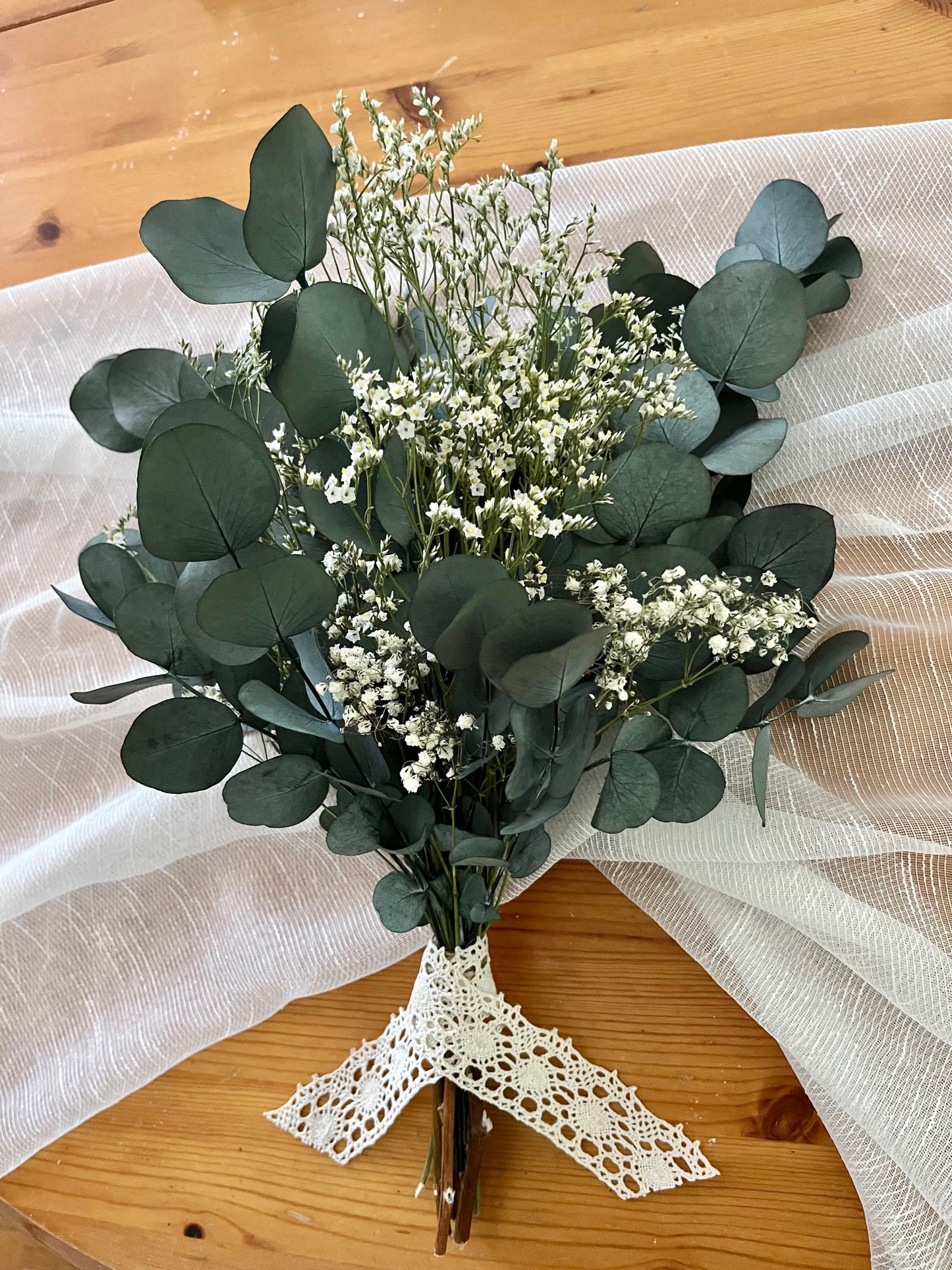 Natural Eucalyptus Gypsophila Dried Wedding Flowers for Bride Bridesmaid Flwoergirls