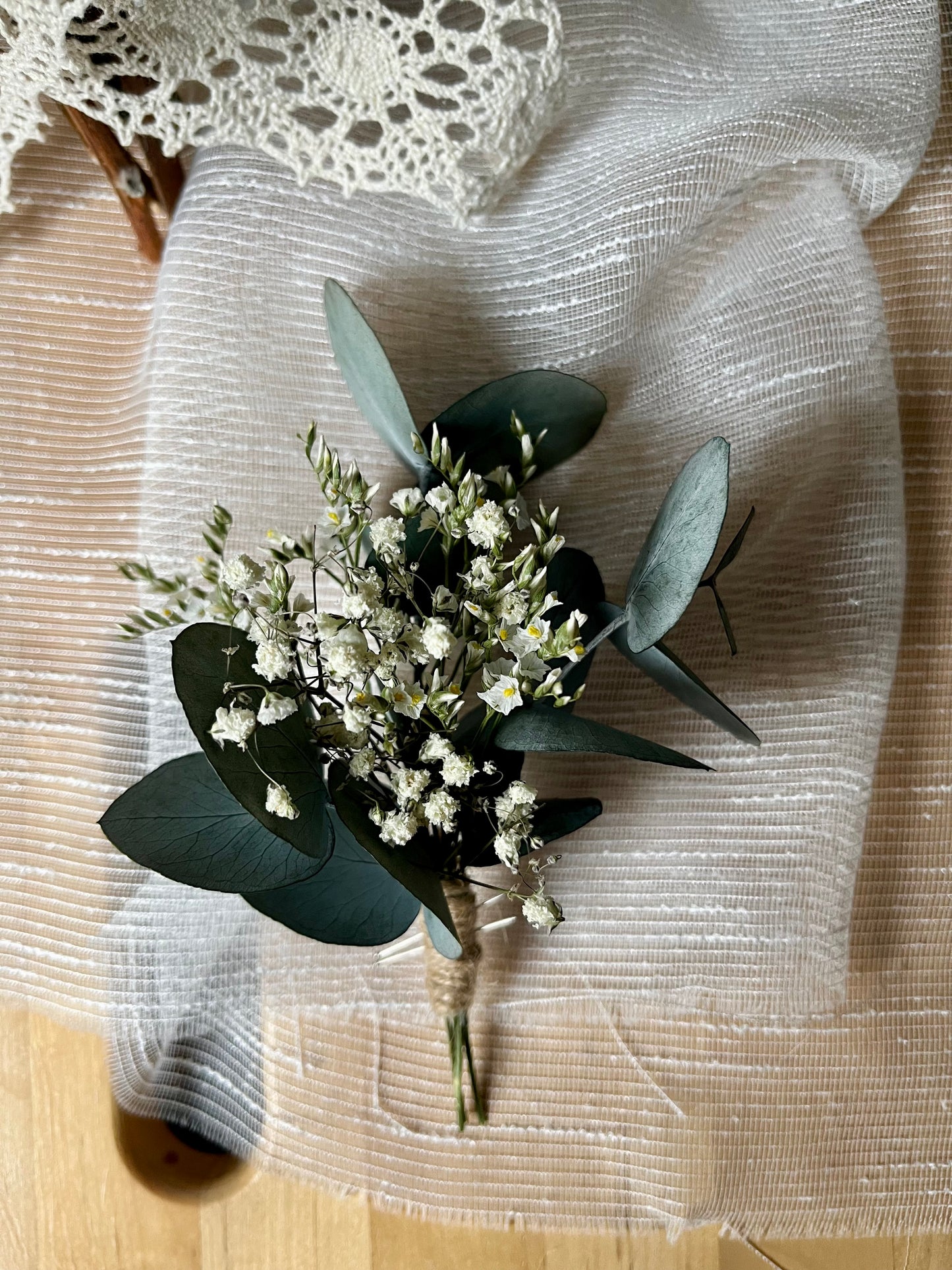 Natural Eucalyptus Gypsophila Dried Wedding Flowers for Bride Bridesmaid Flwoergirls