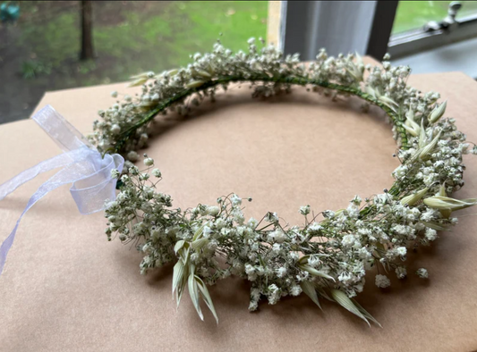 Gypsophila and Dried Flowers Crown