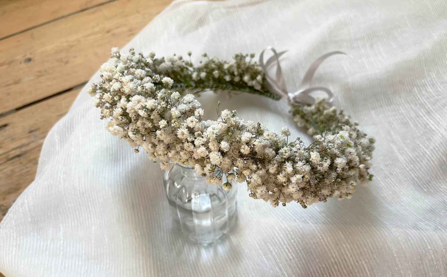 Dried Baby's Breath Gypsophila Crown